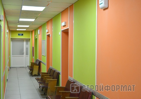 Панели Vekoroom в коридоре разные цвета фото