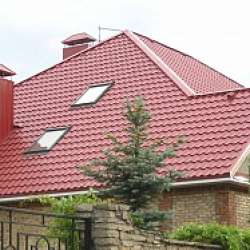 Монтеррей коричнево-красный сложная крыша фото