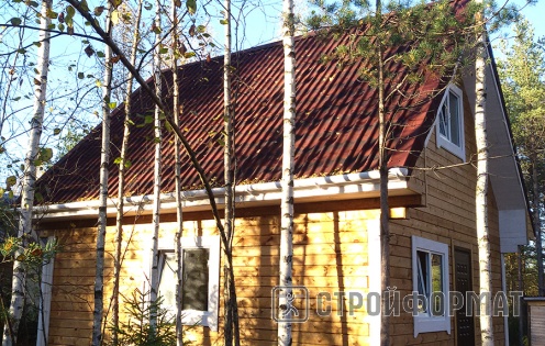 Черепица Ондулин Красный на крыше фото