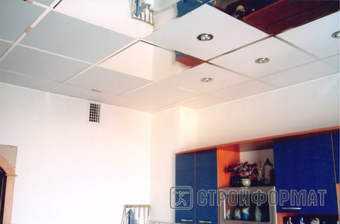 Подвесной потолок суперхром и белый фото