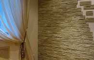 Пример облицовки стен декоративным камнем