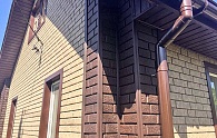 Фасадные панели ЮП Стоун-Хаус Кирпич песочный и коричневый