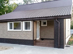 Фасадные панели Стоун Хаус Сланец бежевый и Кирпич графитовый Фасадные панели Стоун Хаус Сланец бежевый и Кирпич графитовый фото