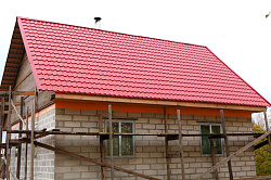 Монтеррей коричнево-красный коньковая кровля фото