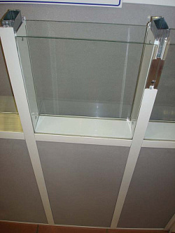 Алюминиевый профиль для перегородок с остеклением макет фото