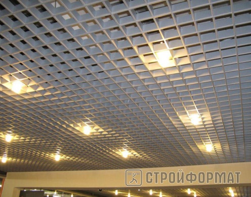 Потолки Грильято металлик со встроенными светильниками фото