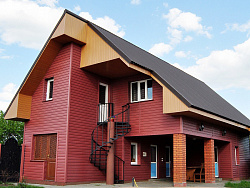 Сайдинг красный отделка фасада фото