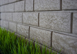 Фасадная панель Ю-Пласт Кирпич бежевый фото