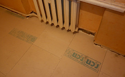 Сухая стяжка (элементы пола ГСП) монтаж у окна фото