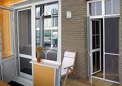 Москитная сетка на дверь фото