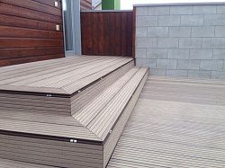 Террасная доска MultiDeck для отделки ступенек фото