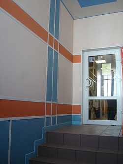 Отделка панелями Векорум ваниль, джинса и кармин  фото