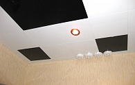 Алюминиевые кассетные потолки Cesal Белый матовый и Черный жемчуг