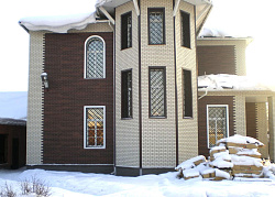 Кирпич Белый и Жженый фасад фото