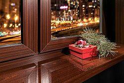 Подоконник Кристаллит Махагон фото