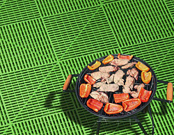 Декоративное уличное покрытие для зоны барбекю фото