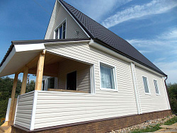 Сайдинг бежевый отделка фасада дома фото