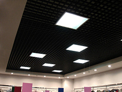 Потолки Грильято черного цвета для отделки в магазине фото