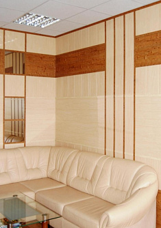 Панели МДФ в отделке кабинета с зеркальными вставками фото