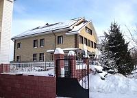 Фагот можайский и клинский на фасаде дома