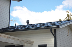 Снегозадержатель Borge на кровле фото