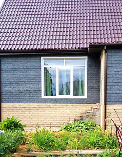 Фасадные панели Стоун-Хаус Камень изумрудный и золотистый Фасадные панели Стоун-Хаус Камень изумрудный и золотистый фото