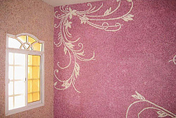 Шелковая штукатурка розовая с узорами фото