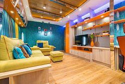 Гостиная в бирюзовых тонах фото