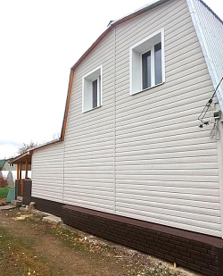 Cайдинг Ясень беленый и Кирпич коричневый Cайдинг Ясень беленый и Кирпич коричневый фото