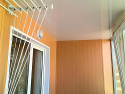 Панель МДФ Бук восточный на балконе фото