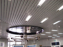 Реечные потолки Cesal в офисе фото