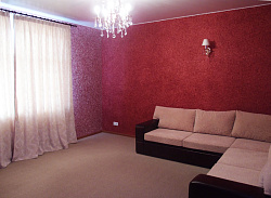 Шелковая штукатурка красная фото