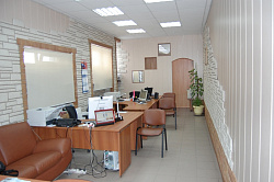 Камень белый Альта-Профиль стены офиса фото