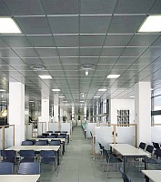 Алюминиевые кассетные потолки Cesal для офисного пространства
