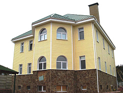 Сайдинг желтый отделка фасада фото