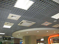 Потолок Грильято для общественных помещений фото