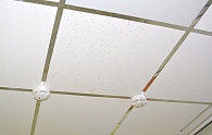 Белые подвесные потолки Armstrong