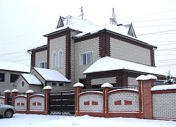 Камень Белый и Жженый отделка дома фото