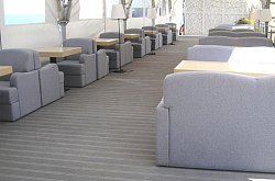 Террасная доска MultiDeck в интерьере ресторана фото